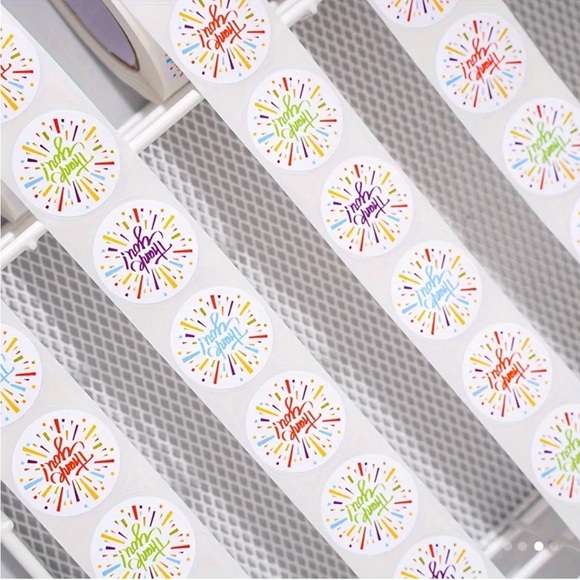 Roll of 500 Round Confetti Thank You Stickers Bright Colors. - Picture 4 of 6